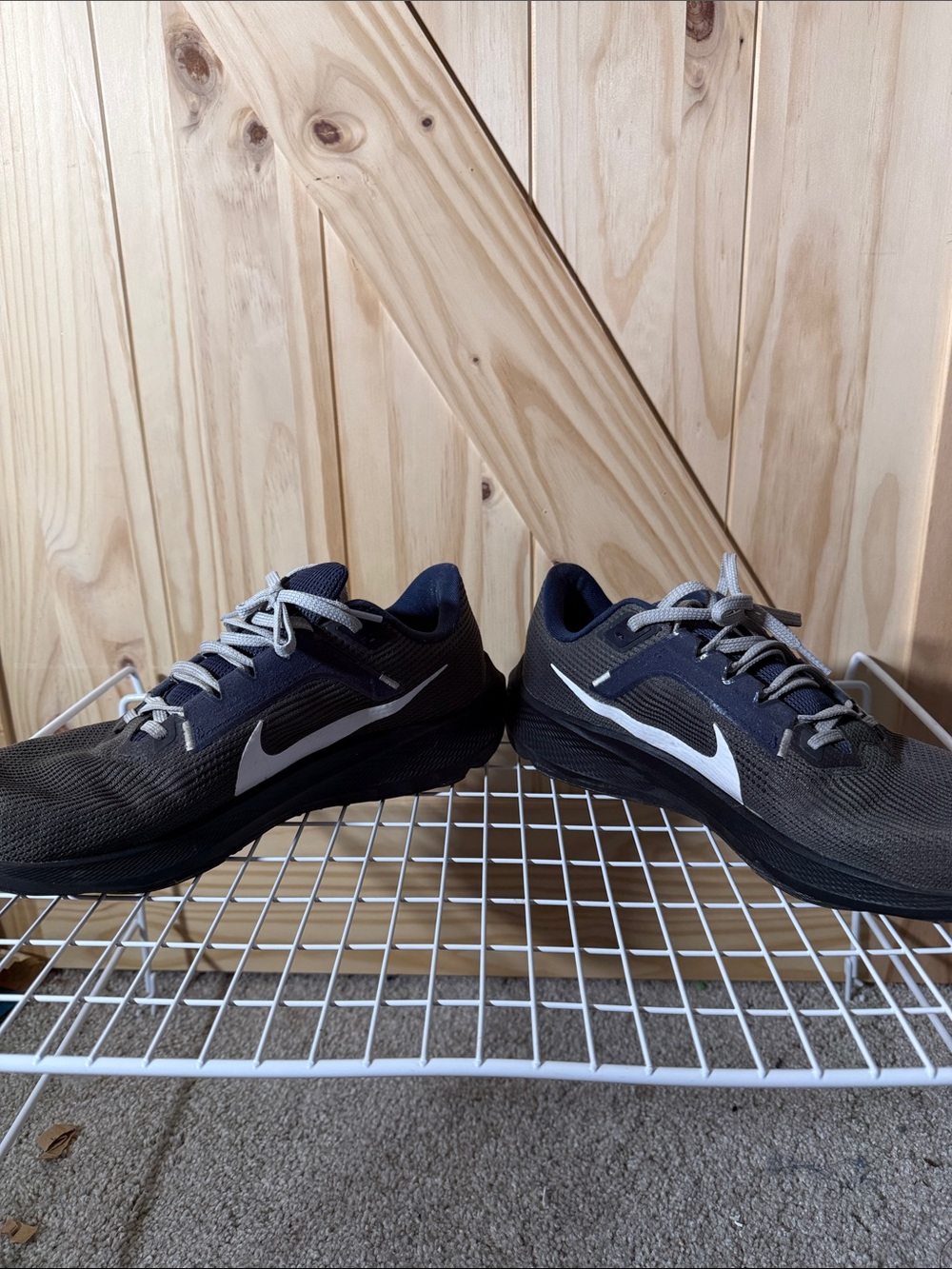 Nike Pegasus 40 Men's Running Shoes Cowboys- Charcoal, Black, White - Picture 7 of 8